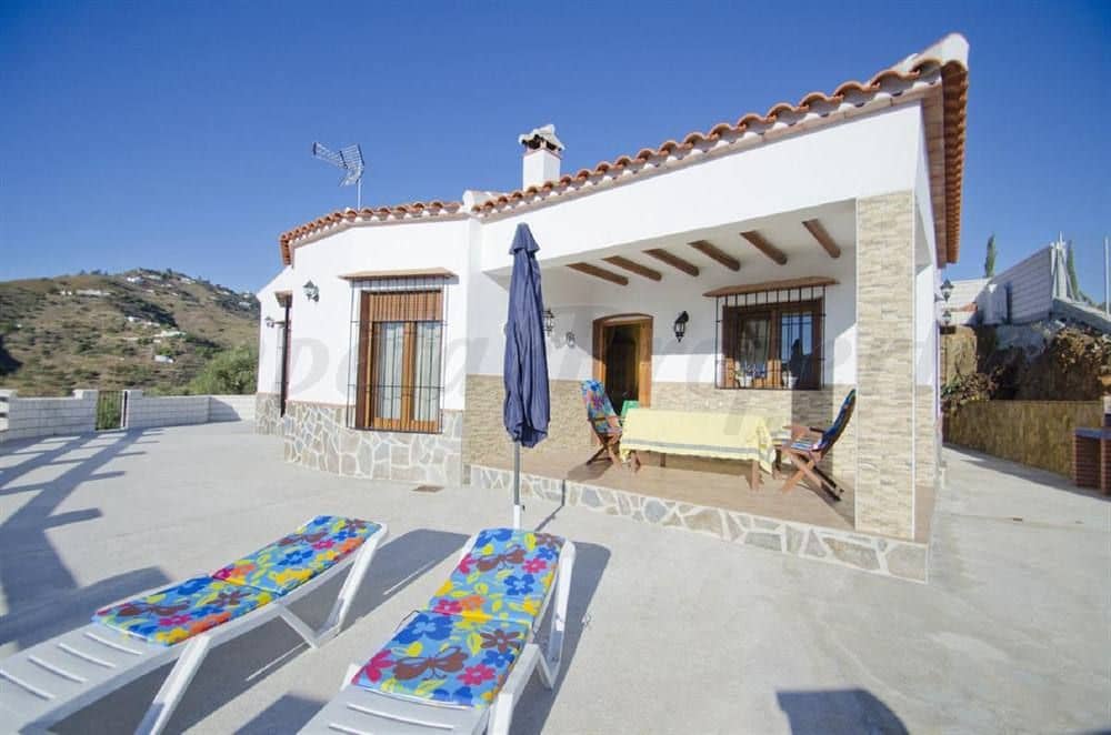 3 Zimmer Ferienfinca/landgut in Competa mit Pool - 1.375 € (Ref: 10076129)