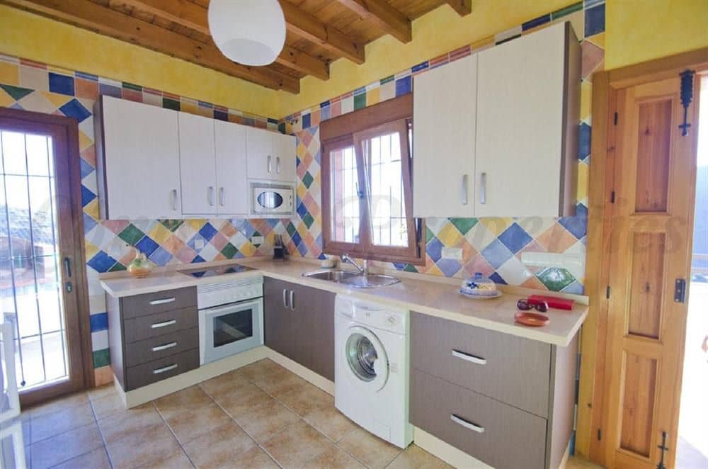 3 Zimmer Ferienfinca/landgut in Competa mit Pool - 1.375 € (Ref: 10076129)