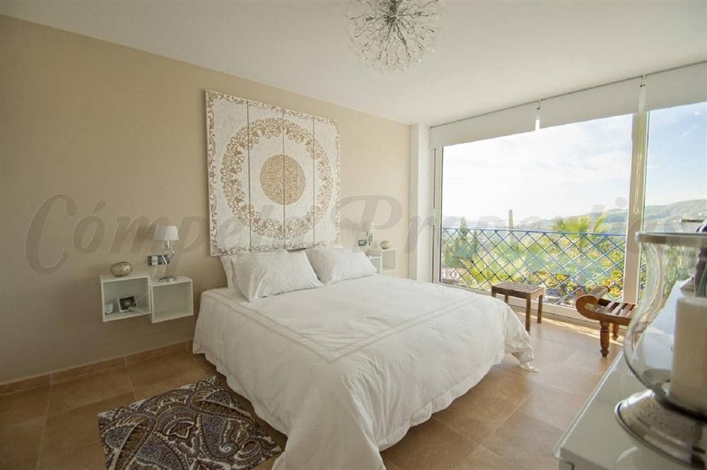 5 sovrum Finca/Hus på landet för semesterbostäder i Canillas de Albaida med pool garage - 3 945 € (Ref: 10076130)
