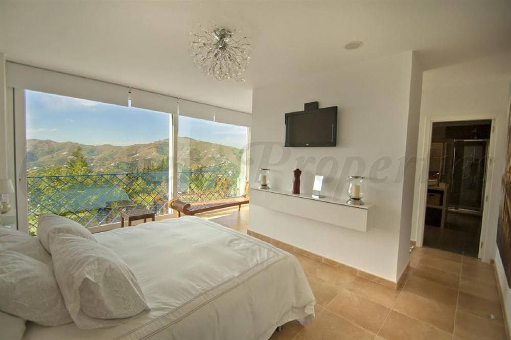 5 sovrum Finca/Hus på landet för semesterbostäder i Canillas de Albaida med pool garage - 3 945 € (Ref: 10076130)