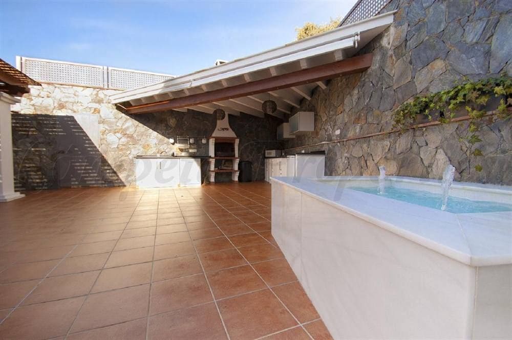 5 sovrum Finca/Hus på landet för semesterbostäder i Canillas de Albaida med pool garage - 3 945 € (Ref: 10076130)