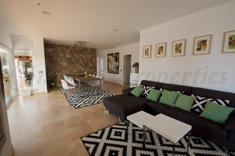 5 sovrum Finca/Hus på landet för semesterbostäder i Canillas de Albaida med pool garage - 3 945 € (Ref: 10076130)