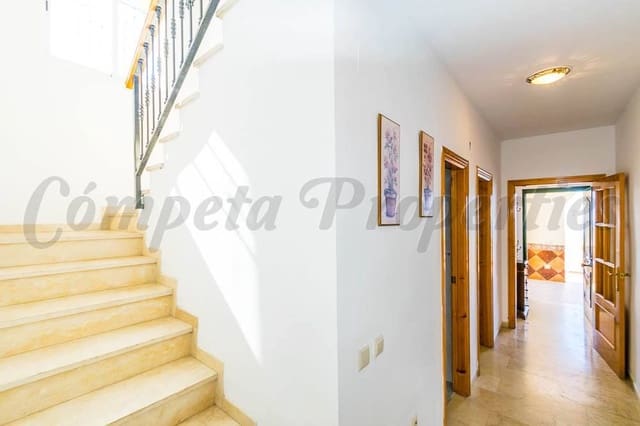 4 makuuhuone Maalaistalo myytävänä paikassa Torrox Pueblo, Torrox mukana uima-altaan 
autotalli - 735 000 € (Ref: 10076131)