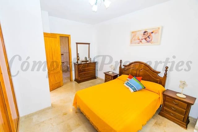 4 makuuhuone Maalaistalo myytävänä paikassa Torrox Pueblo, Torrox mukana uima-altaan 
autotalli - 735 000 € (Ref: 10076131)