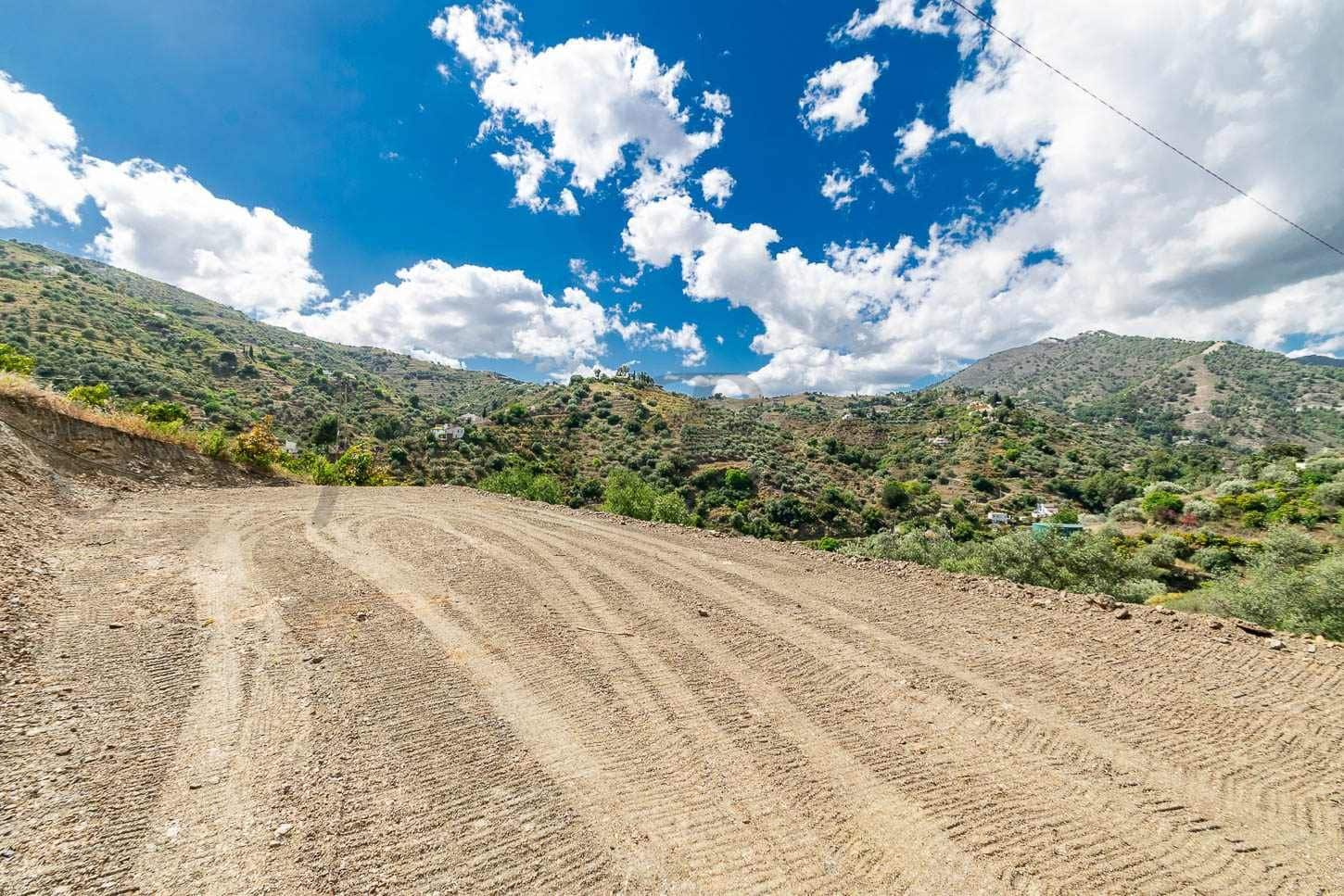 Finca/Herregård til salgs i Torrox med svømmebasseng - € 127 500 (Ref: 10076132)