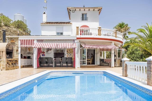 6 Zimmer Finca/Landgut zu verkaufen in Sayalonga mit Pool Garage - 699.000 € (Ref: 10076133)