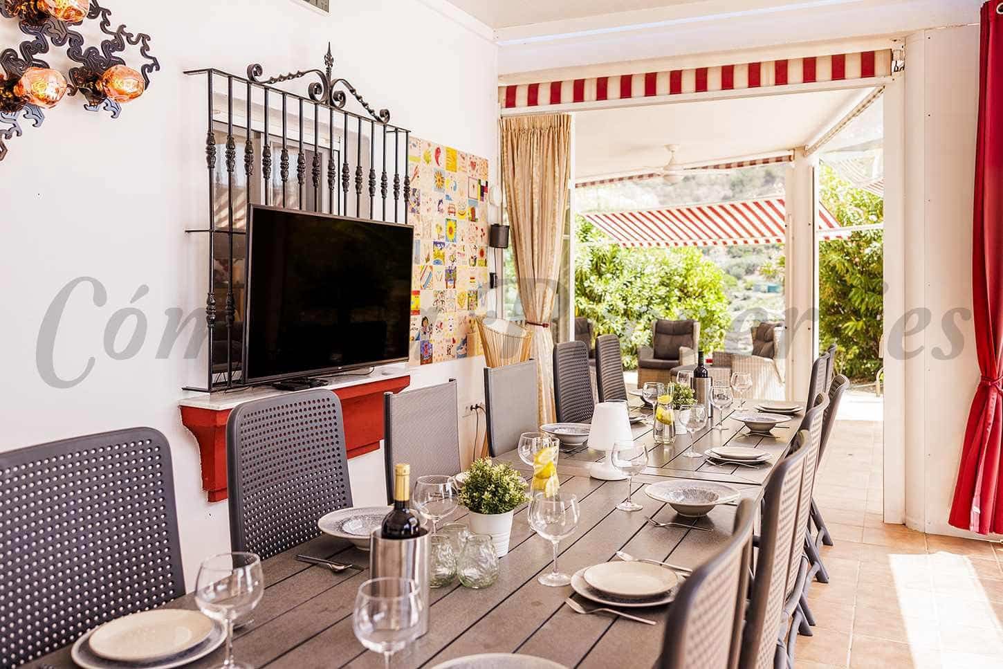 6 Zimmer Finca/Landgut zu verkaufen in Sayalonga mit Pool Garage - 699.000 € (Ref: 10076133)