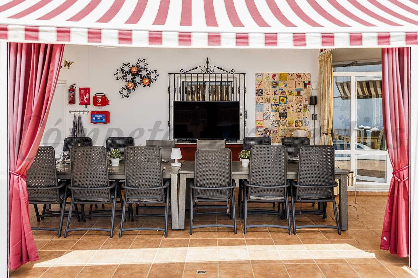 6 Zimmer Finca/Landgut zu verkaufen in Sayalonga mit Pool Garage - 699.000 € (Ref: 10076133)