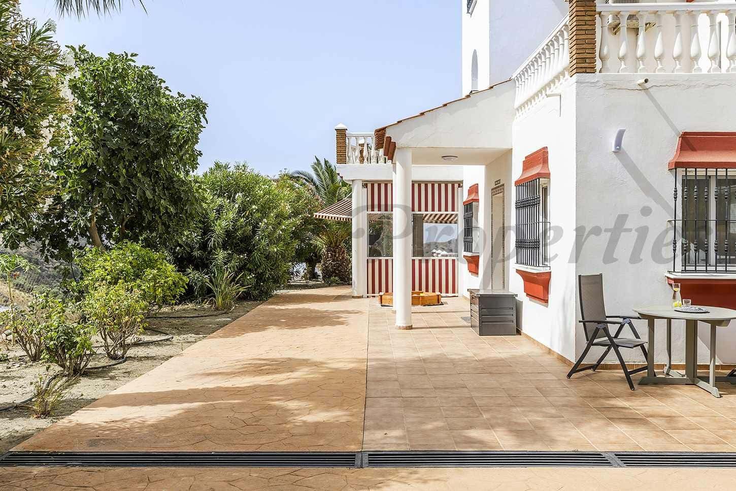 6 Zimmer Finca/Landgut zu verkaufen in Sayalonga mit Pool Garage - 699.000 € (Ref: 10076133)