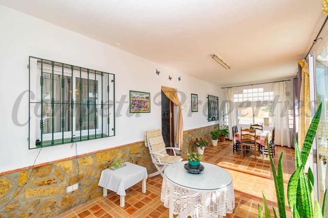 3 bedroom Finca/Country House for sale in Lagos, Vélez-Málaga with pool garage - € 578,000 (Ref: 10076135)