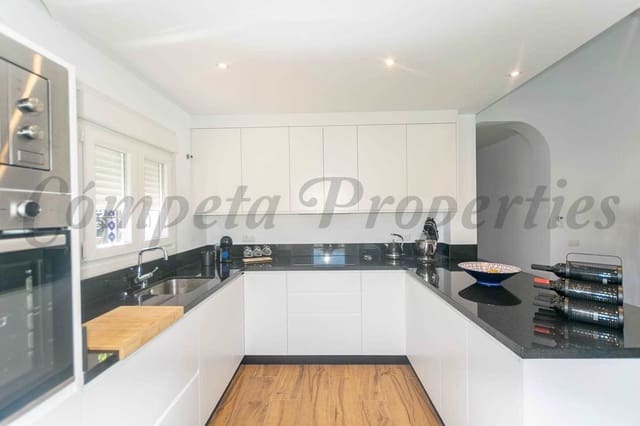4 Zimmer Finca/Landgut zu verkaufen in Torrox Pueblo, Torrox mit Pool - 650.000 € (Ref: 10076137)