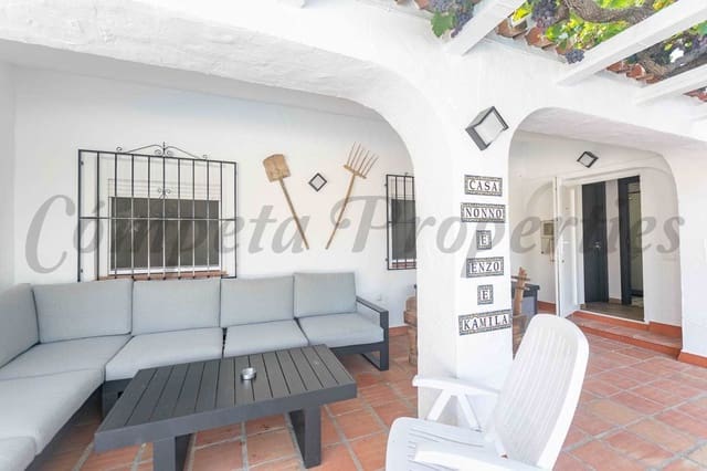 4 Zimmer Finca/Landgut zu verkaufen in Torrox Pueblo, Torrox mit Pool - 650.000 € (Ref: 10076137)