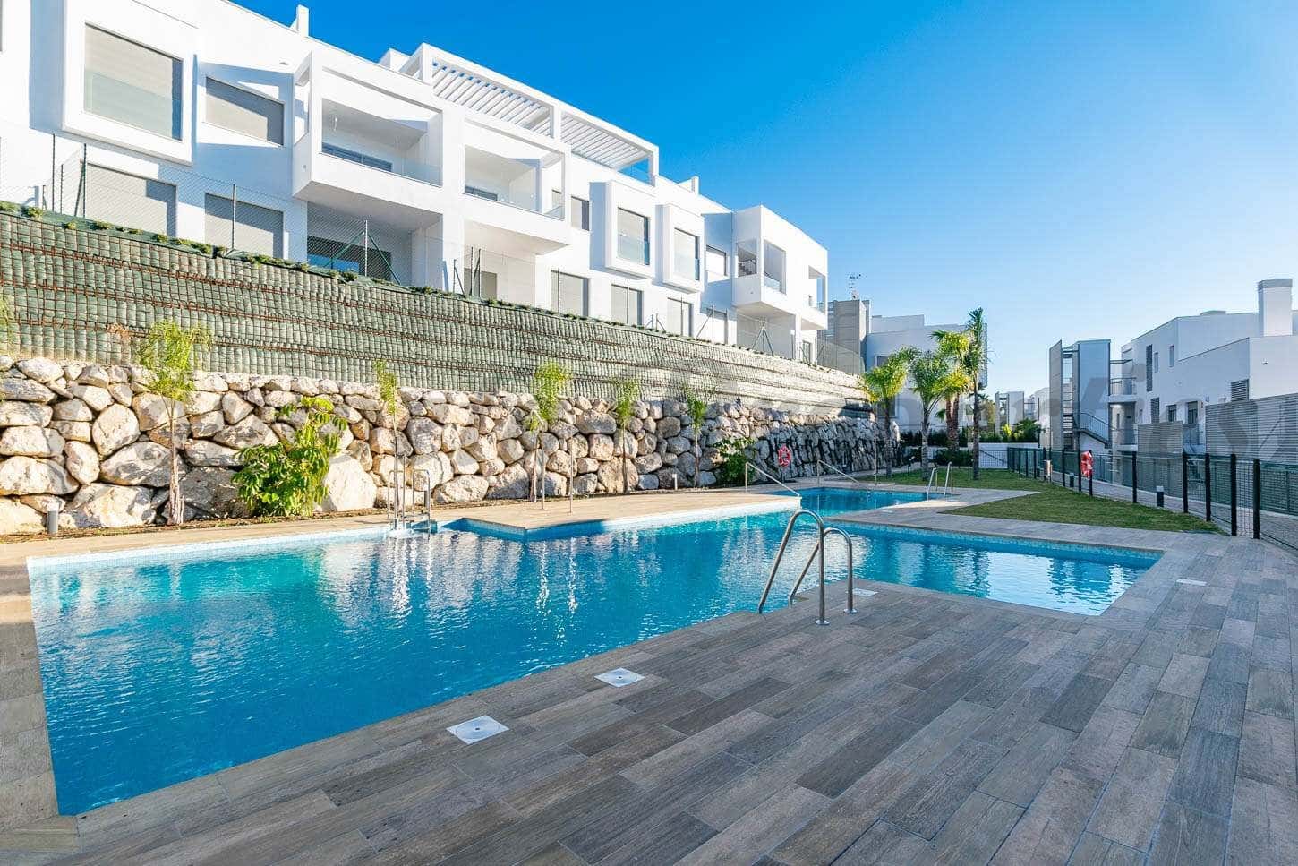 3 sovrum Lägenhet för semesterbostäder i Caleta de Velez med pool - 1 400 € (Ref: 10076148)