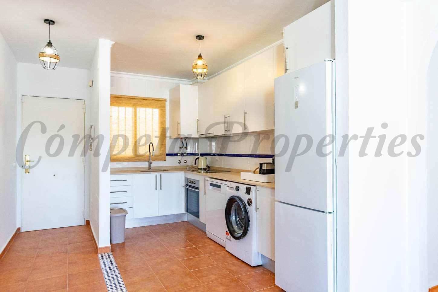 2 makuuhuone Huoneisto lomavuokrausta paikassa Competa mukana uima-altaan 
autotalli - 800 € (Ref: 10076151)