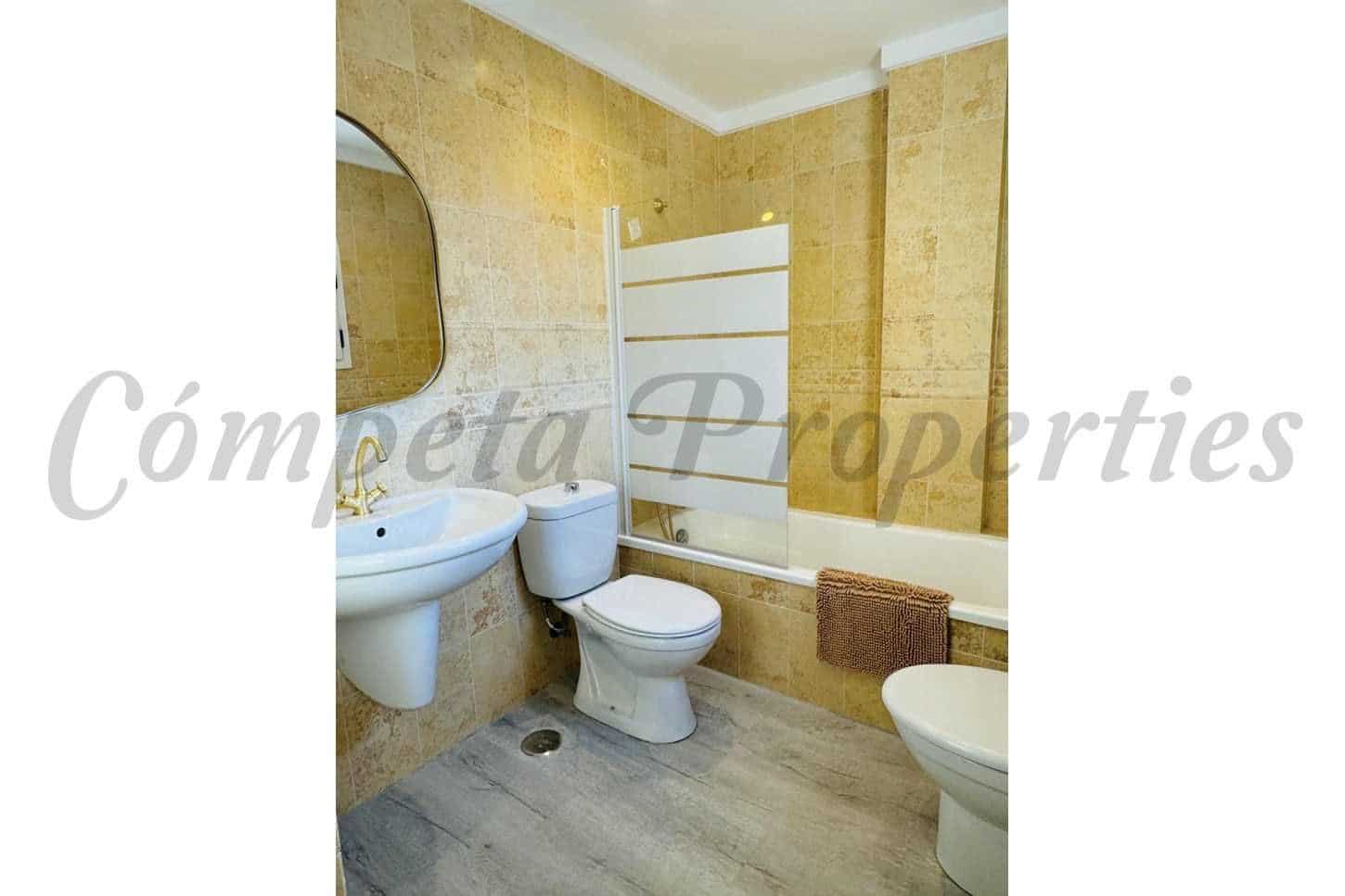 3 soverom Leilighet til salgs i Nerja med svømmebasseng garasje - € 389 000 (Ref: 10076153)