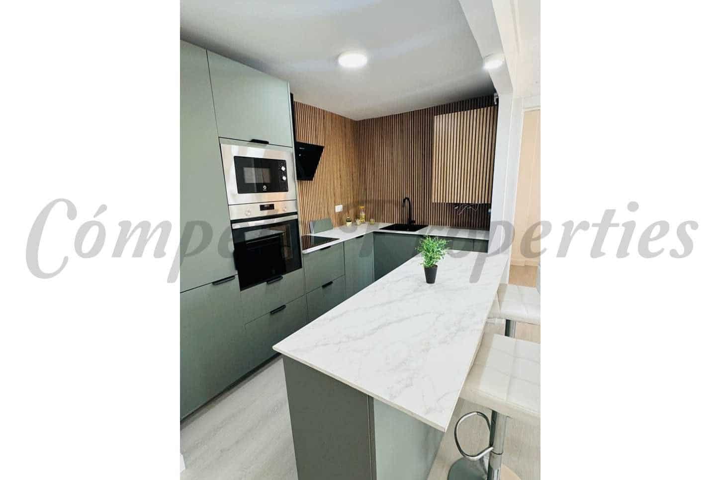 3 soverom Leilighet til salgs i Nerja med svømmebasseng garasje - € 389 000 (Ref: 10076153)
