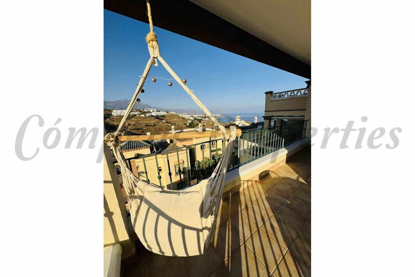 3 soverom Leilighet til salgs i Nerja med svømmebasseng garasje - € 389 000 (Ref: 10076153)