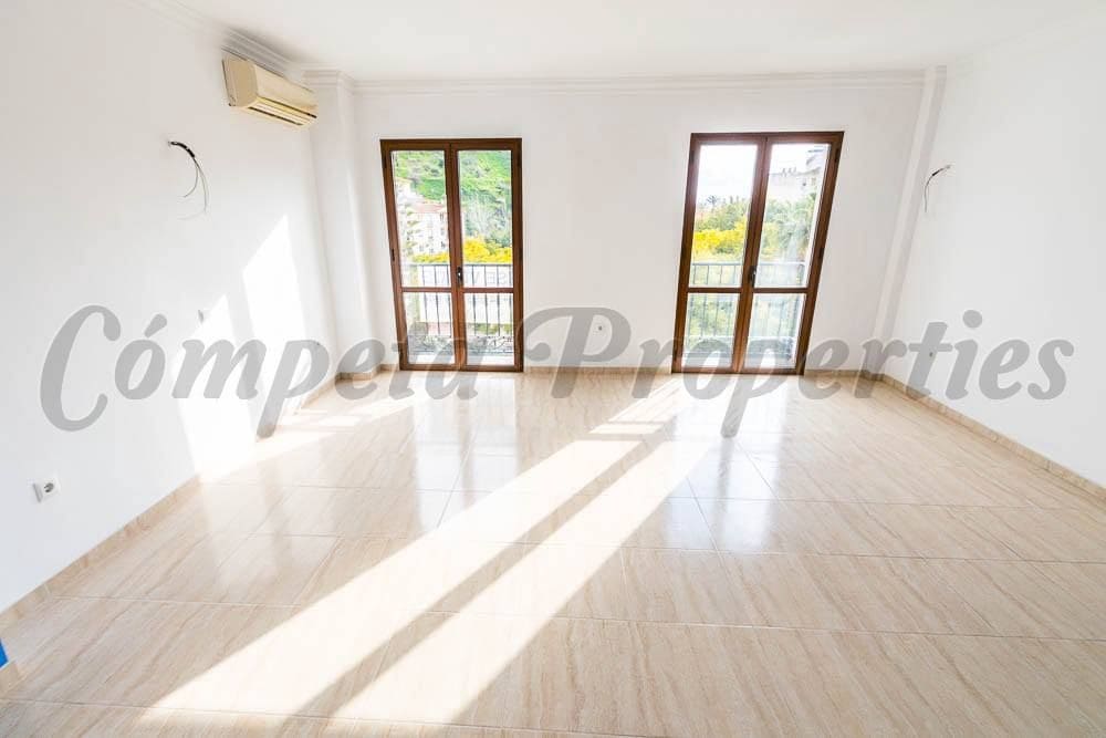 3 soverom Leilighet til salgs i Algarrobo - € 180 000 (Ref: 10076154)