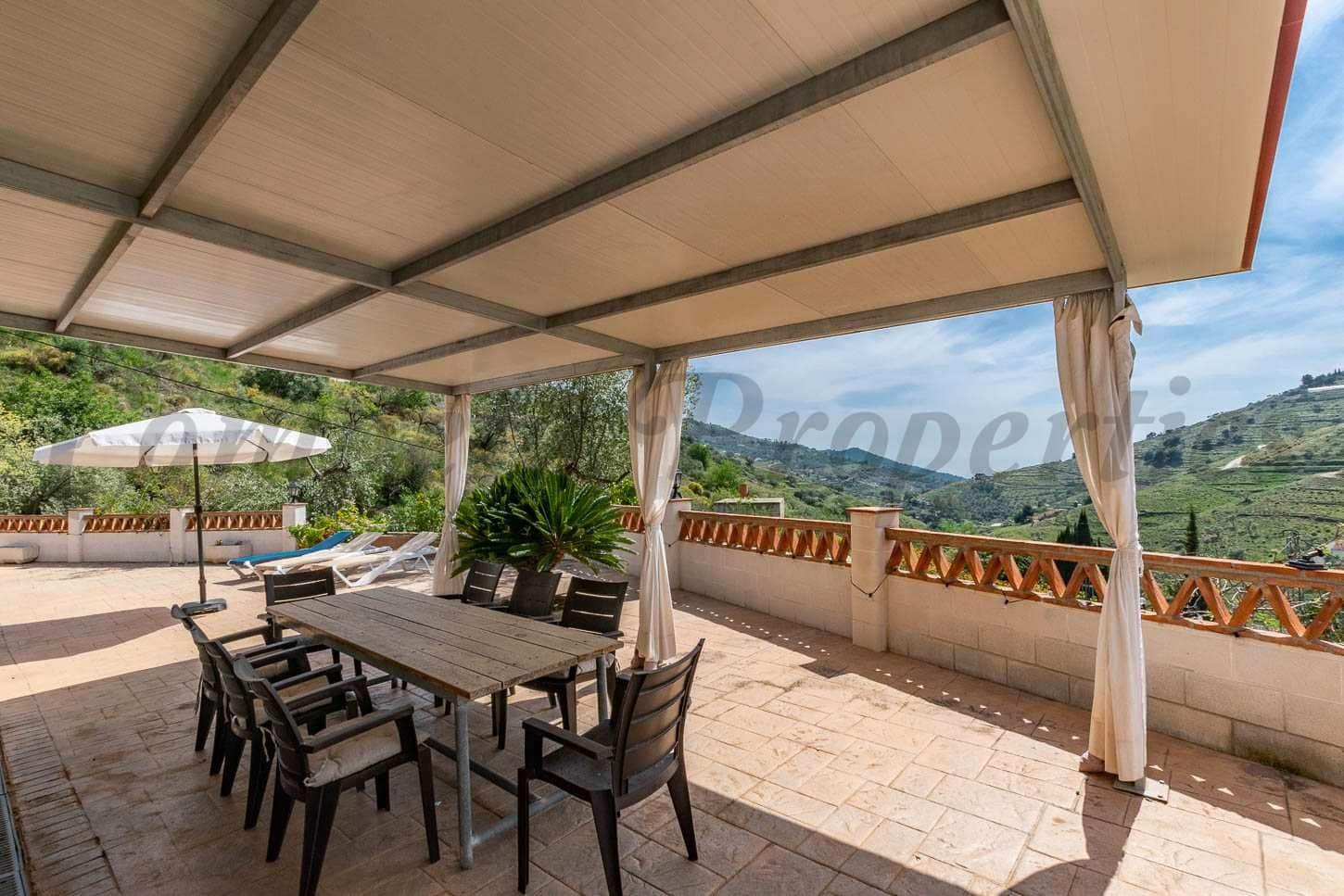Finca/Casa Rural de 2 habitaciones en Cómpeta en alquiler vacacional con piscina garaje - 1.200 € (Ref: 10076157)