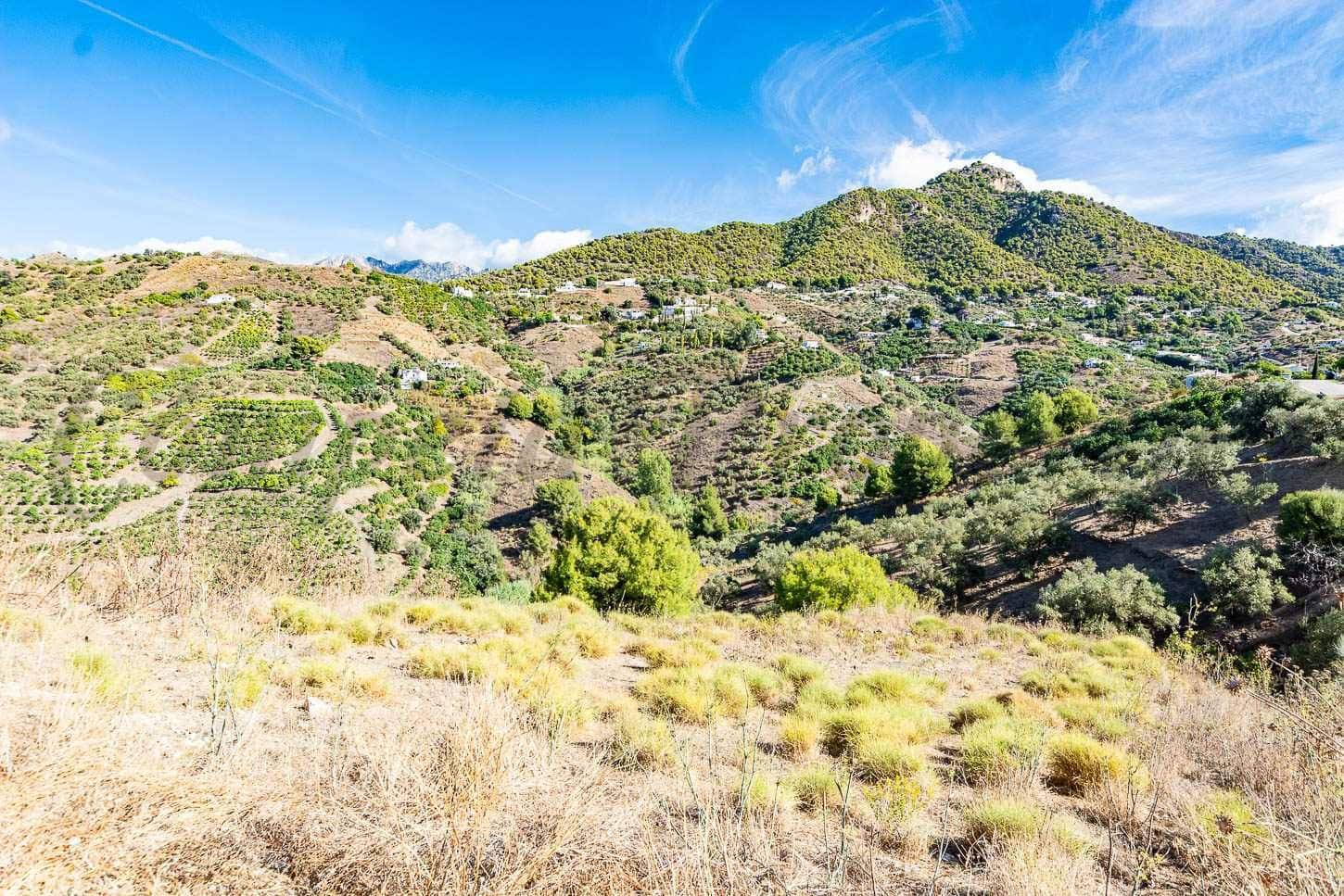Terreno Não Urbanizado para venda em Torrox - 240 000 € (Ref: 10076161)