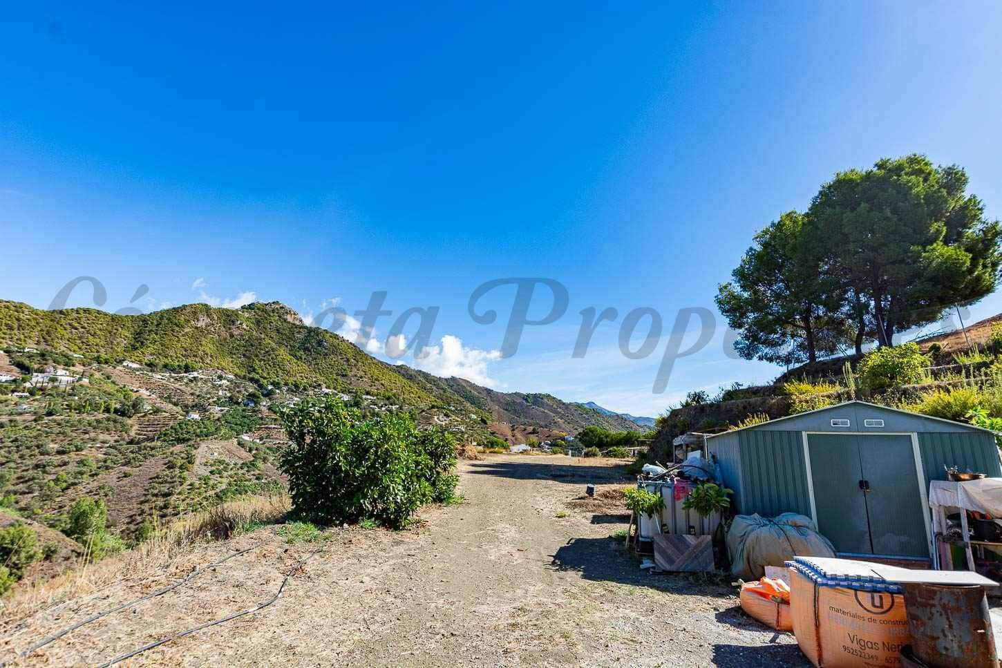 Terreno Não Urbanizado para venda em Torrox - 240 000 € (Ref: 10076161)