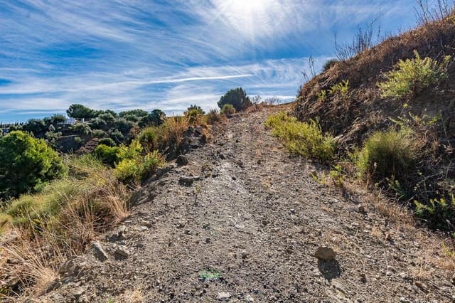 Terreno Não Urbanizado para venda em Torrox - 240 000 € (Ref: 10076161)