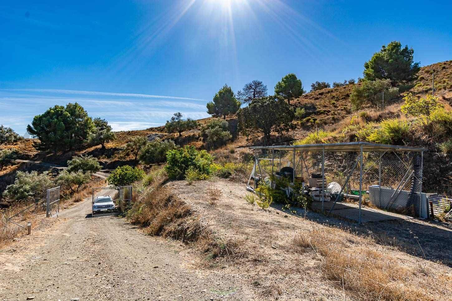 Terreno Não Urbanizado para venda em Torrox - 240 000 € (Ref: 10076161)