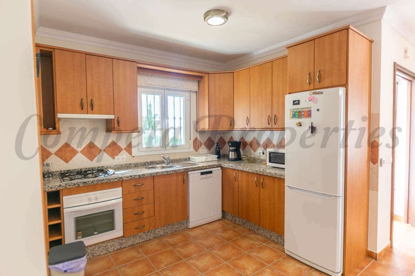 2 Zimmer Ferienfinca/landgut in Competa mit Pool - 1.200 € (Ref: 10076162)
