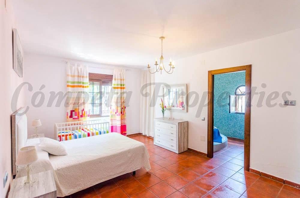 4 sovrum Finca/Hus på landet för semesterbostäder i Arenas med pool - 1 125 € (Ref: 10076165)