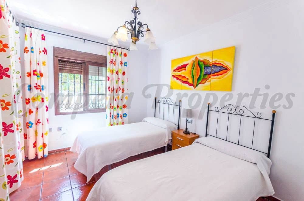 4 sovrum Finca/Hus på landet för semesterbostäder i Arenas med pool - 1 125 € (Ref: 10076165)
