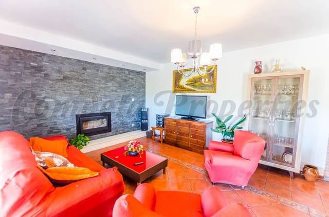 4 sovrum Finca/Hus på landet för semesterbostäder i Arenas med pool - 1 125 € (Ref: 10076165)