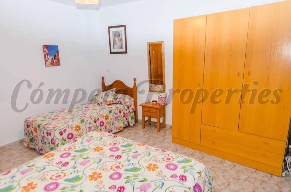 2 sovrum Finca/Hus på landet för semesterbostäder i Competa med pool - 985 € (Ref: 10076168)