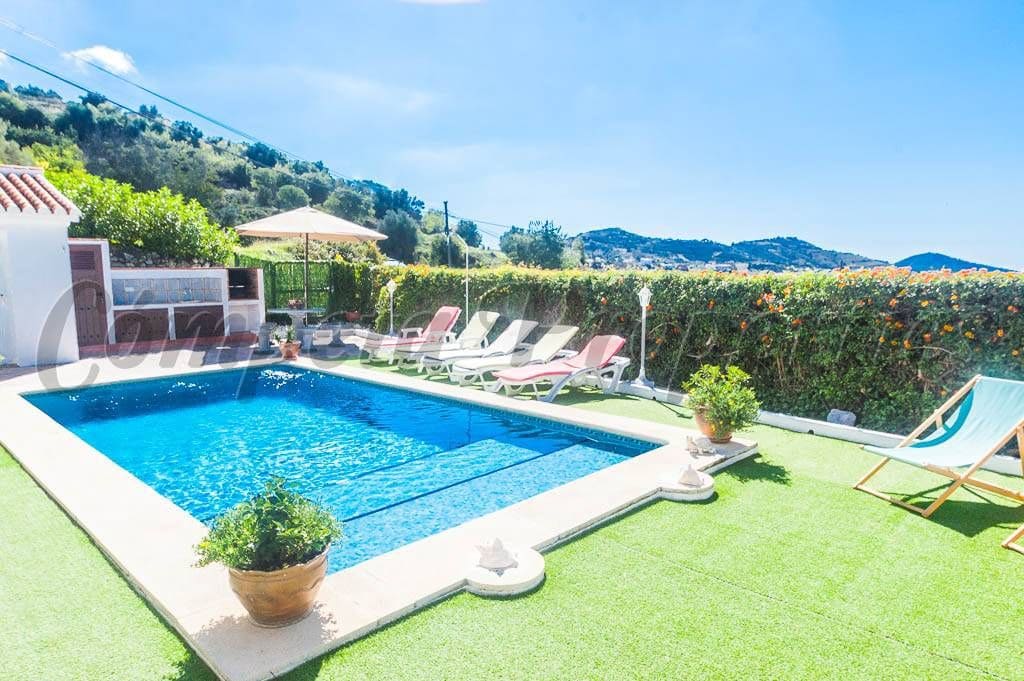 3 quarto Quinta/Casa Rural para arrendamento para férias em Competa com piscina Garagem - 1 200 € (Ref: 10076169)