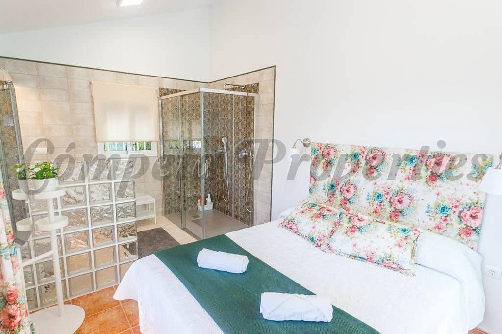 3 quarto Quinta/Casa Rural para arrendamento para férias em Competa com piscina Garagem - 1 200 € (Ref: 10076169)