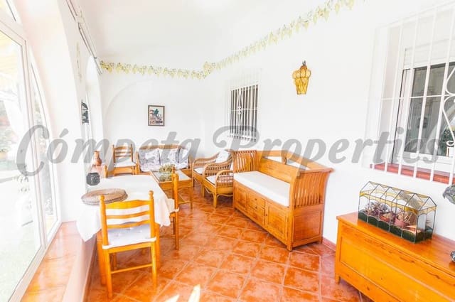 3 quarto Quinta/Casa Rural para arrendamento para férias em Cómpeta com piscina Garagem - 1 200 € (Ref: 10076169)
