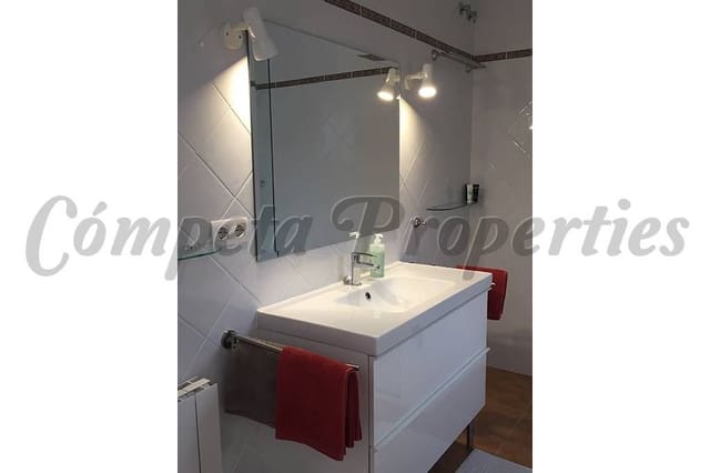Finca/Maison de Campagne de 3 chambres de location de vacances à Cómpeta avec piscine garage - 1 225 € (Ref: 10076170)