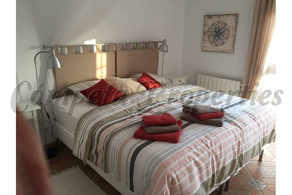 3 sovrum Finca/Hus på landet för semesterbostäder i Competa med pool garage - 1 225 € (Ref: 10076170)