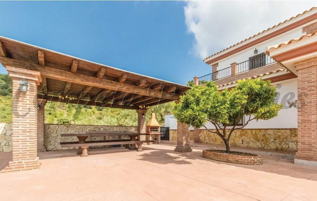 5 sovrum Finca/Hus på landet för semesterbostäder i Competa med pool - 2 100 € (Ref: 10076174)