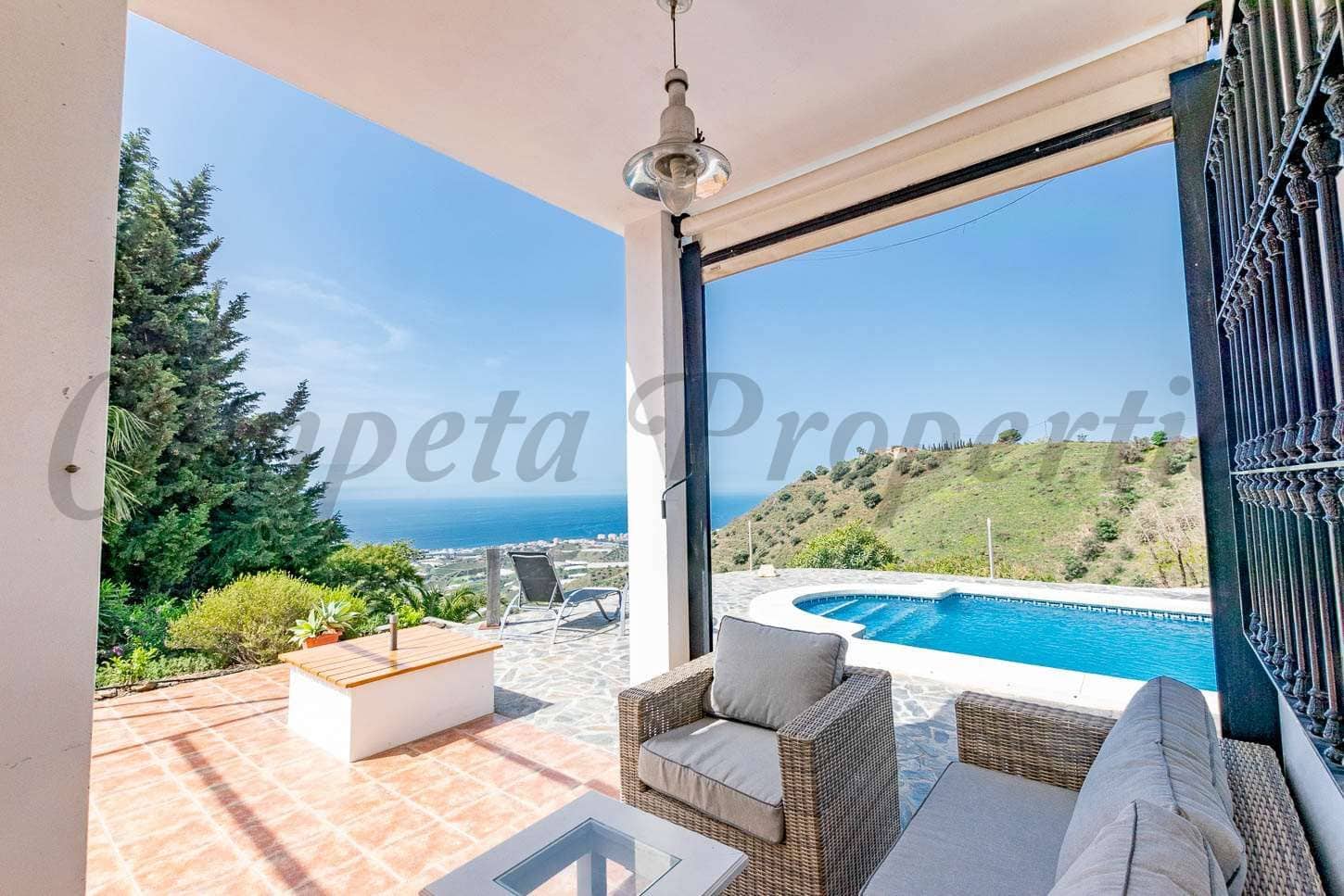 3 sovrum Finca/Hus på landet för semesterbostäder i Sayalonga med pool - 1 375 € (Ref: 10076175)