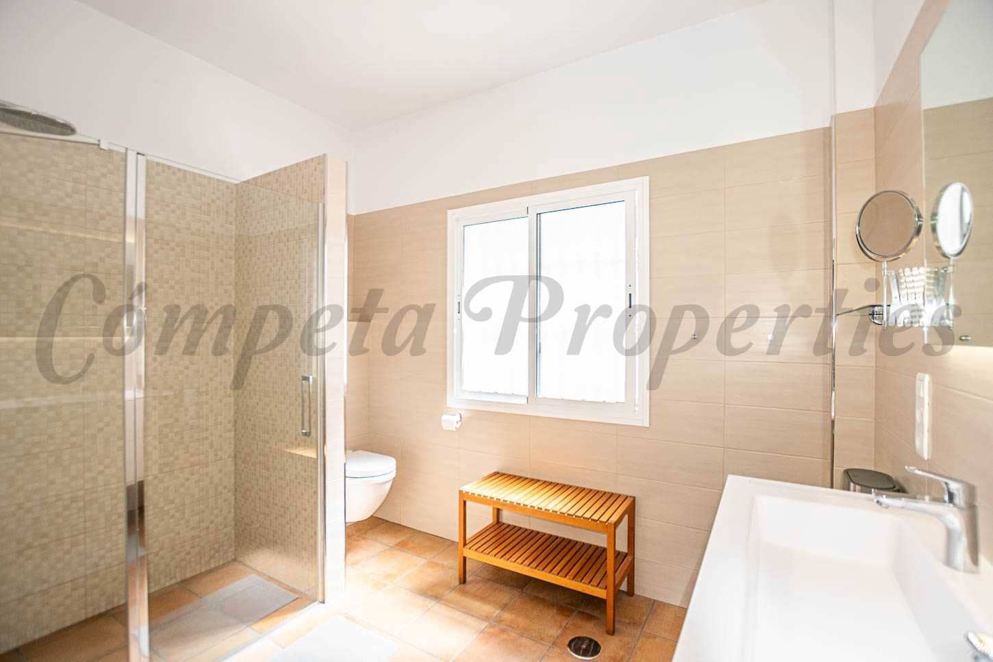 3 sovrum Finca/Hus på landet för semesterbostäder i Sayalonga med pool - 1 375 € (Ref: 10076175)