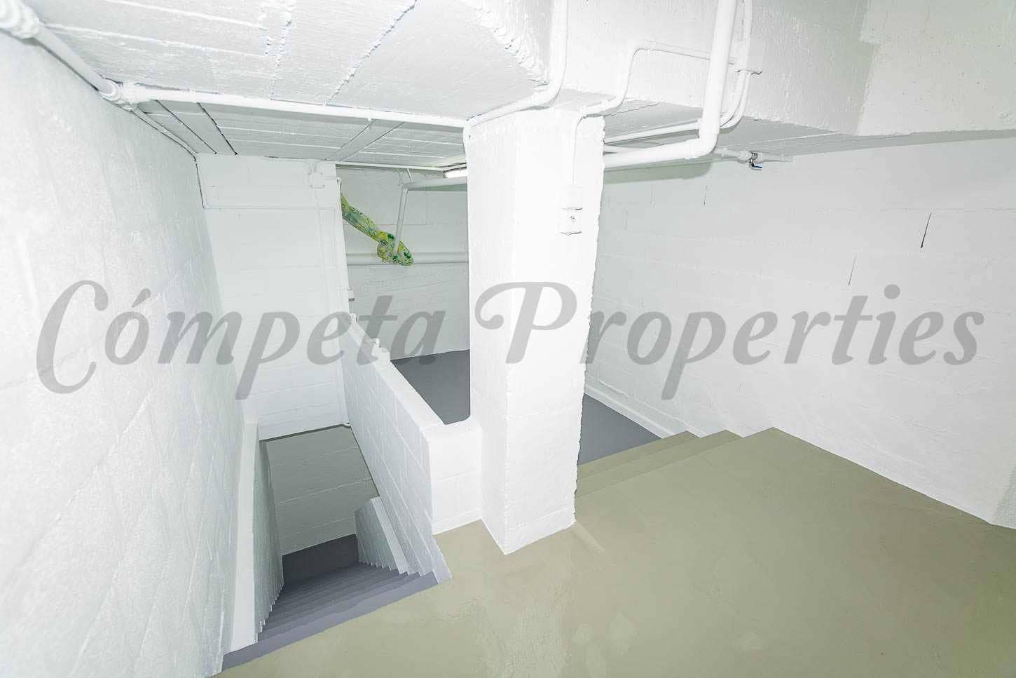 Garaje en Nerja en venta - 72.000 € (Ref: 10076176)
