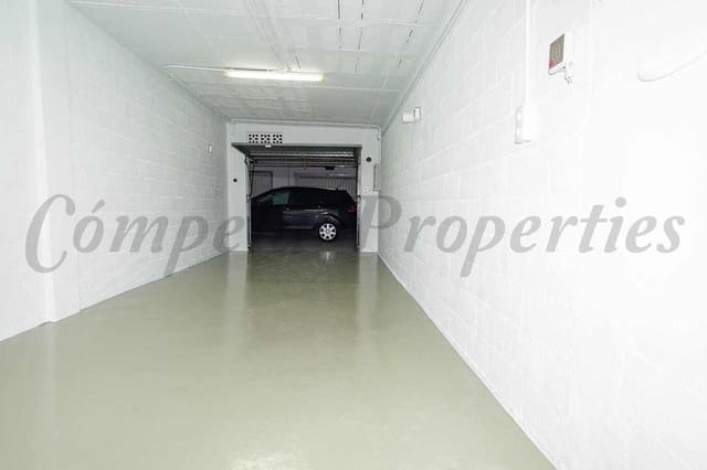 Garaje en Burriana, Nerja en venta - 72.000 € (Ref: 10076176)