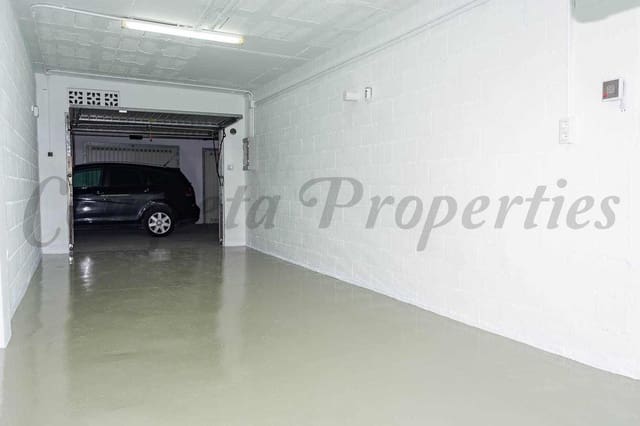 Garaje en Burriana, Nerja en venta - 72.000 € (Ref: 10076176)