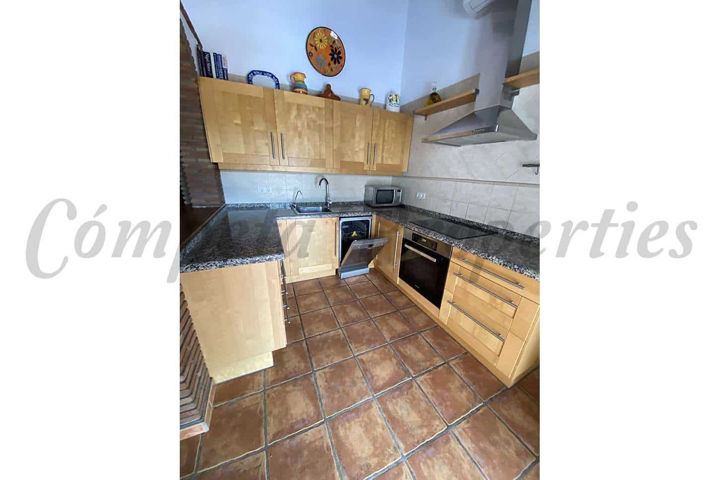 2 sovrum Finca/Hus på landet för semesterbostäder i Competa med pool garage - 1 450 € (Ref: 10076177)