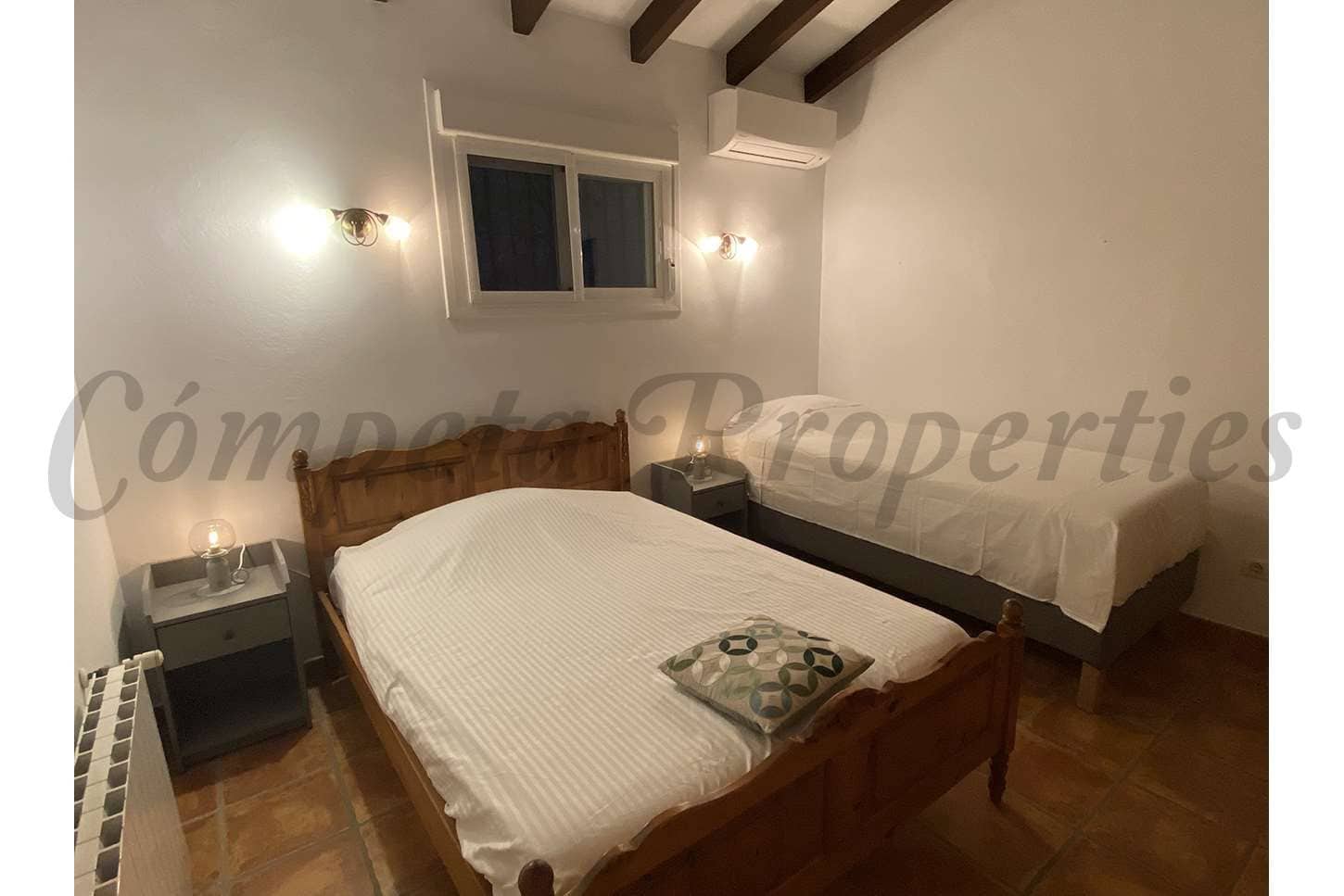 2 sovrum Finca/Hus på landet för semesterbostäder i Competa med pool garage - 1 450 € (Ref: 10076177)