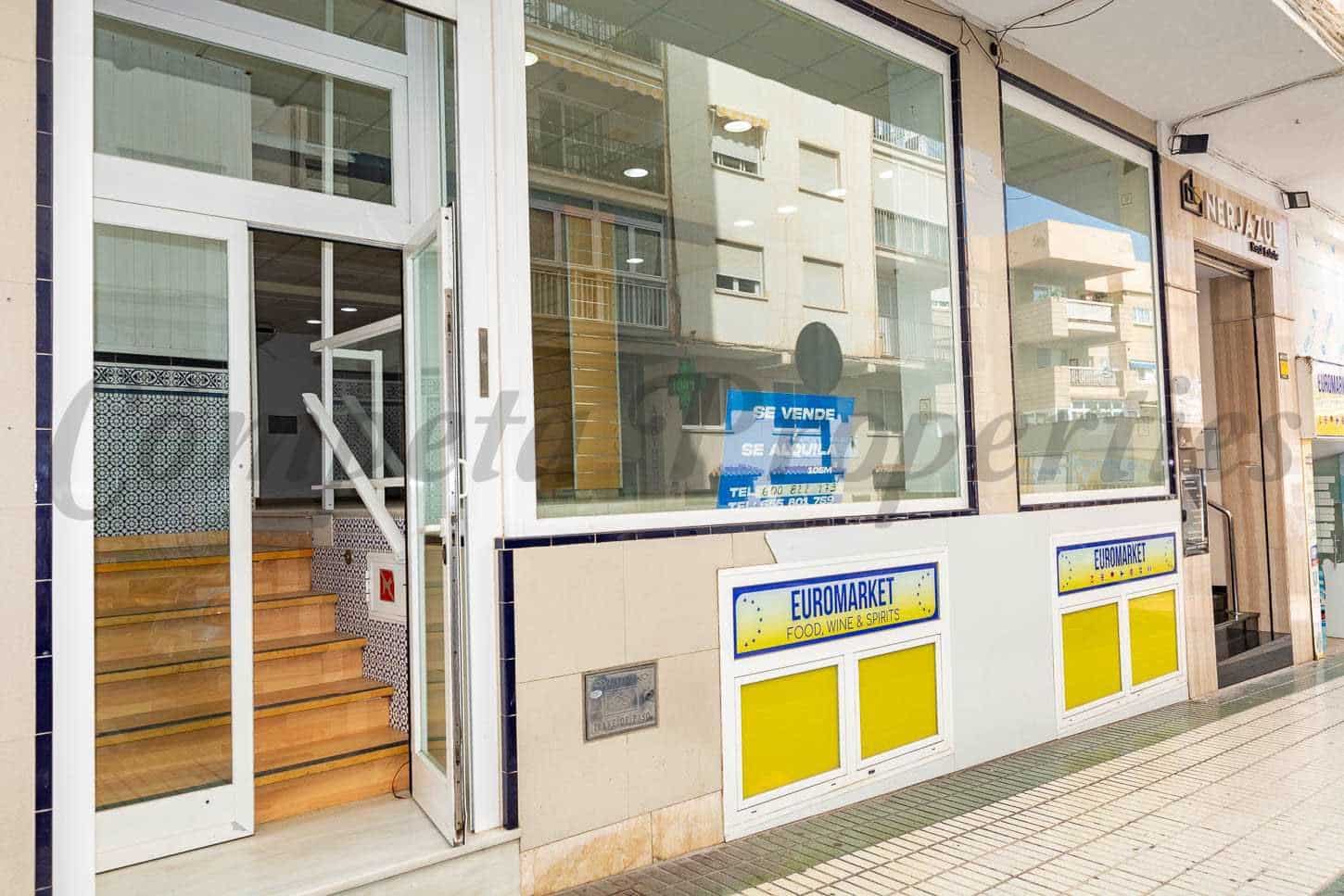 Kommersiell til salgs i Nerja - € 315 000 (Ref: 10076178)