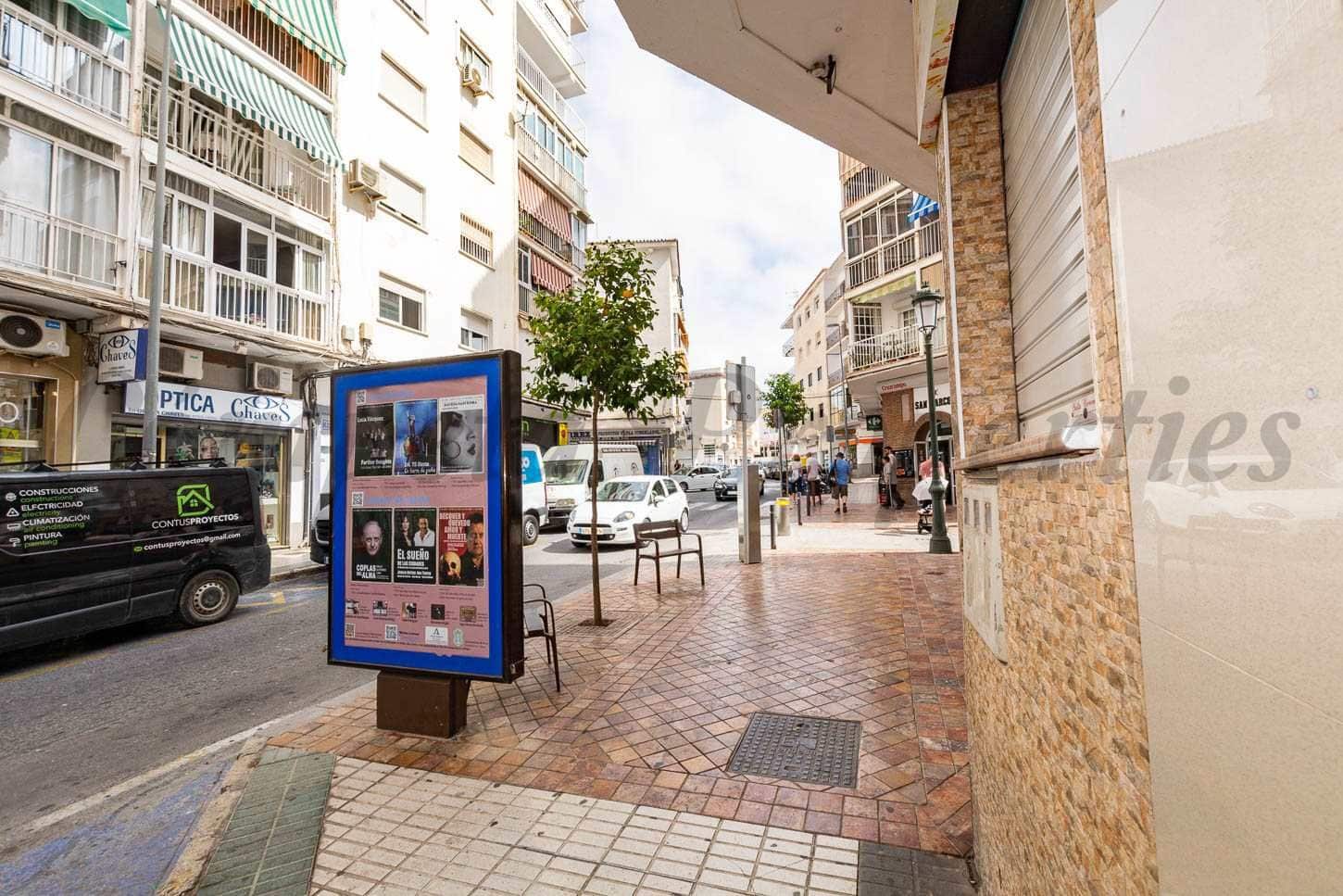 Kommersiell til salgs i Nerja - € 315 000 (Ref: 10076178)
