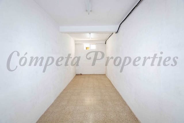 Kommersiell til salgs i Centro, Nerja - € 315 000 (Ref: 10076178)