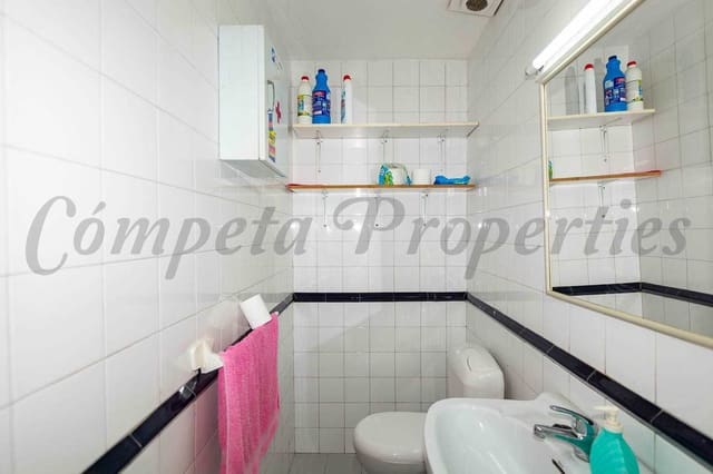Kommersiell til salgs i Centro, Nerja - € 315 000 (Ref: 10076178)