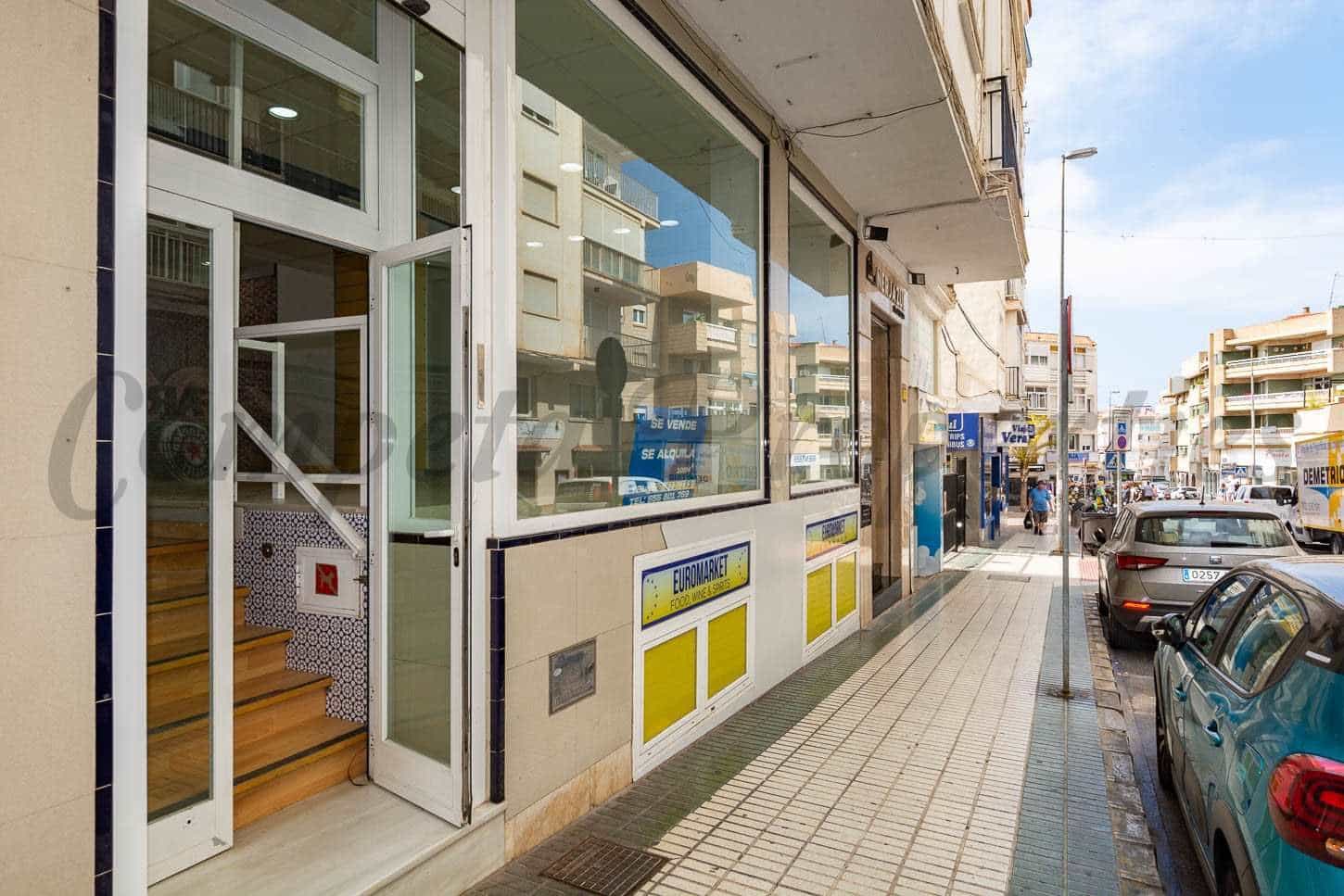 Kommersiell til salgs i Nerja - € 315 000 (Ref: 10076178)
